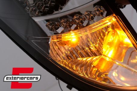 LED stražnja svjetla (crna) / Ford Focus Mk1 Hatchback (1998-2004), LDFO05