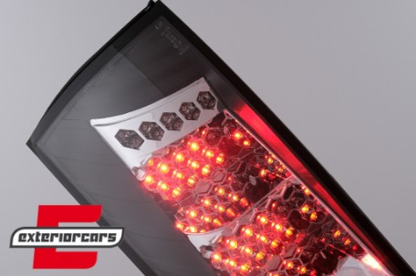 LED stražnja svjetla (crna) / Ford Focus Mk1 Hatchback (1998-2004), LDFO05