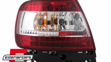 LED stražnja svjetla (crvena/kristal) / Audi A4 B5 (1994-09.2000) limuzina, LDAU25