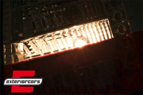 LED stražnja svjetla (crvena/kristal) / Audi A6 4B C5 karavan (1997-2004), LDAU51
