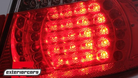 LED stražnja svjetla (crvena/kristal) / BMW serije 3 E46 Coupe (1998-03.2003), LDBM08