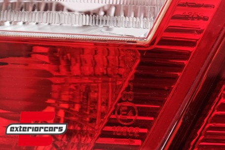 LED stražnja svjetla (crvena/kristal) / BMW serije 3 E46 Coupe (1998-03.2003), LDBM08
