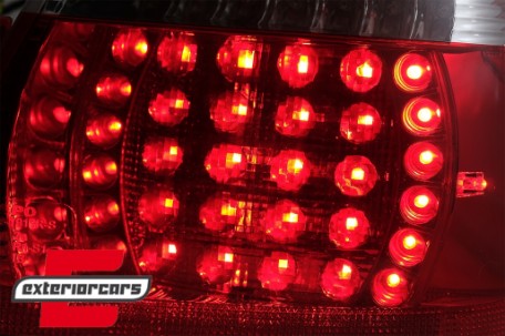 LED stražnja svjetla (crvena/kristal) / BMW serije 3 E46 Coupe (1999-03.2003), LDBM69