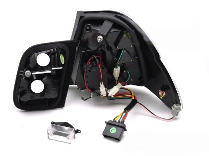 LED stražnja svjetla (crvena/kristal) / BMW serije 3 E46 limuzina (1998-08.2001), LDBMN9