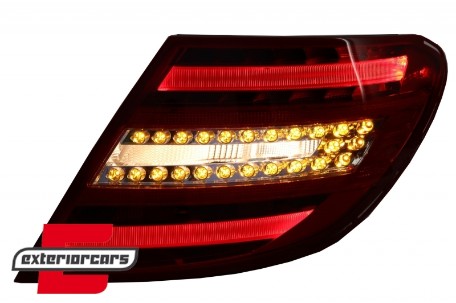 LED stražnja svjetla (crvena/kristal) / Mercedes C-klasa W204 limuzina (2007-2010), LDME64