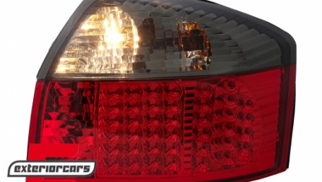 LED stražnja svjetla (crvena/smoke) / Audi A4 B6 (2000-2004) limuzina, LDAU80