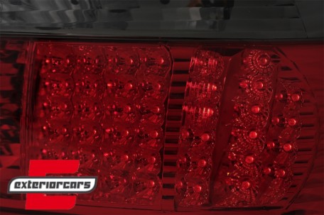 LED stražnja svjetla (crvena/smoke) / Audi A4 B6 (2000-2004) limuzina, LDAU80