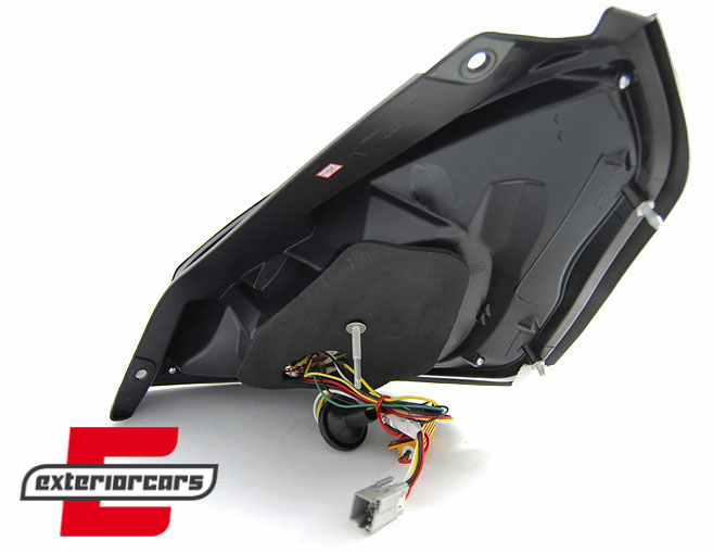 LED stražnja svjetla (crvena/smoke) / Ford Fiesta Mk7 Facelift (2012-2016) hatchback, LDFO50
