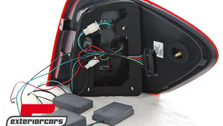LED stražnja svjetla (crvena/smoke) / Mercedes ML klasa W164 (2005-2008), LDME93