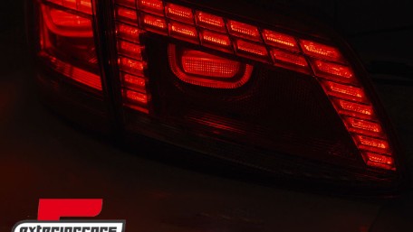 LED stražnja svjetla (crvena/smoke) / VW Passat 3C GP karavan (2011-2015), LDVWE1