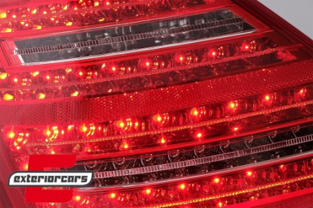 LED stražnja svjetla Facelift dizajn (crvena/kristal) / Mercedes S-klasa W221 (2005-2009), LDME50