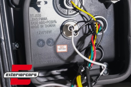 LED stražnja svjetla LedBar (crvena/smoke) / Volkswagen T4 (1990-03.2003), LDVWM1