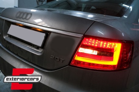 LED stražnja svjetla LedBar dizajn (crvena/smoke) / Audi A6 C6 4F limuzina (2004-07.2008), LDAUG6