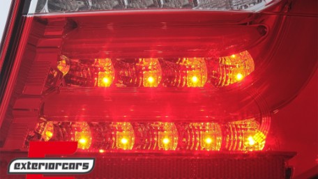 LED stražnja svjetla LightBar dizajn (crvena/kristal) / BMW serije 1 E81 E87 (2004-08.2007), LDBM82