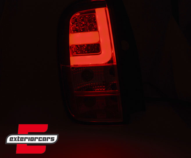 LED stražnja svjetla LightBar dizajn (crvena/kristal) / Dacia Duster I (2010-09.2013), LDDA02