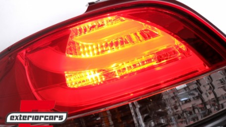 LED stražnja svjetla LightBar dizajn (crvena/kristal) / Peugeot 206 (10.1998-2009) hatchback 3V 5V, LDPE20