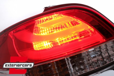 LED stražnja svjetla LightBar dizajn (crvena/kristal) / Peugeot 206 (10.1998-2009) hatchback 3V 5V, LDPE20