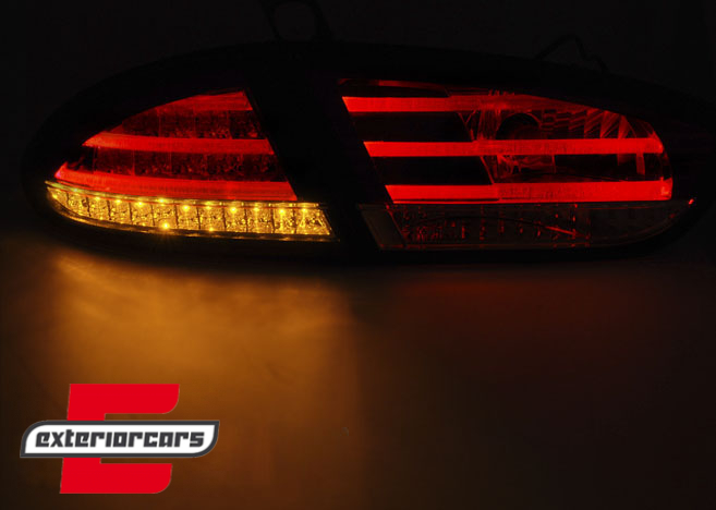 LED stražnja svjetla LightBar dizajn (crvena/kristal) / Seat Leon (2009-2012), LDSE26