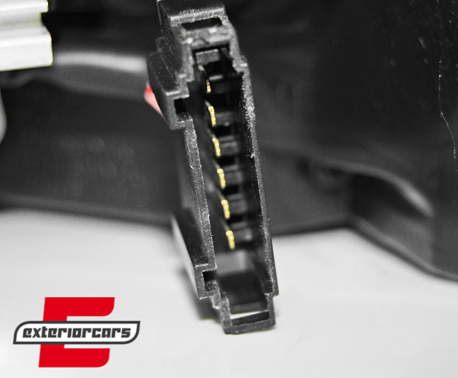 LED stražnja svjetla LightBar dizajn (crvena/kristal) / Volkswagen Scirocco III (2008-04.2014), LDVWC1