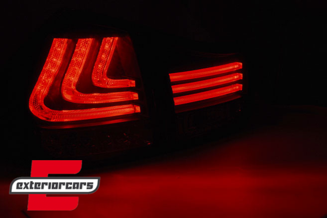 LED stražnja svjetla LightBar dizajn (crvena/kristal/crna) / Lexus RX XU30 (2003-2009), LDLE02
