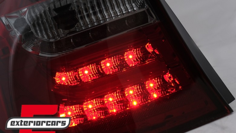 LED stražnja svjetla LightBar dizajn (crvena/smoke) / BMW serije 1 E81 E87 (2004-08.2007), LDBM83
