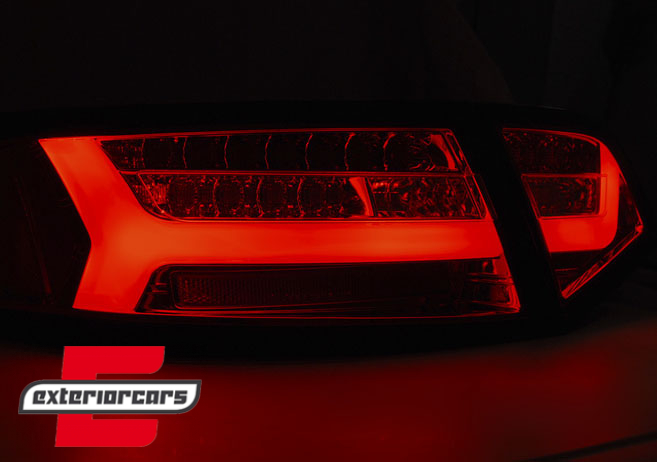 LED stražnja svjetla SEQ žmigavci Facelift dizajn (chrome) / Audi A6 4F2 C6 limuzina (2008-2011), LDAUF1