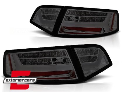 LED stražnja svjetla SEQ žmigavci Facelift dizajn (smoke) / Audi A6 4F2 C6 limuzina (2008-2011), LDAUF4