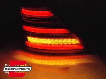LED stražnja svjetla SEQ žmigavci W222 look (crvena/kristal) / Mercedes S-klasa W221 (2005-2009), LDMEE1
