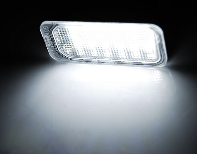 LED svjetla registarske tablice / Ford Focus (2008-2014) Fiesta (2008-2012) Mondeo (2007-2014) C-Max (2010-2014) S-Max Galaxy (2006-2015), PRFO01
