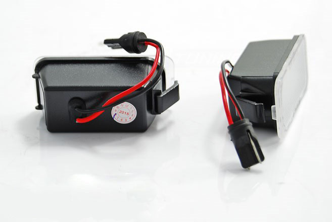 LED svjetla registarske tablice / Ford Focus (2008-2014) Fiesta (2008-2012) Mondeo (2007-2014) C-Max (2010-2014) S-Max Galaxy (2006-2015), PRFO01