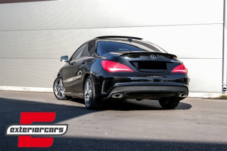 Lip bunkera AMG dizajn (piano crna) / Mercedes CLA C117 W117 (2013-2018), TSMBW117PB