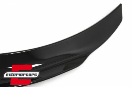 Lip bunkera Dynamic Sport dizajn (piano crna) / Mercedes C-klasa W205 (2014-2020), TSMBW205PSM