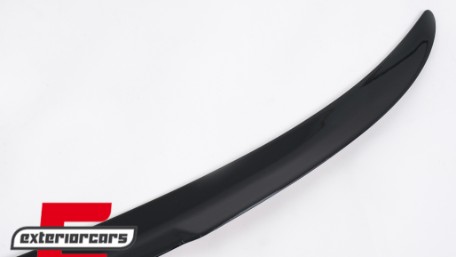 Lip bunkera M4 CS dizajn (piano crna) / BMW serije 3 F30 (2011-2019), 40055SET