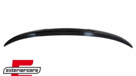 Lip bunkera M4 CS dizajn (piano crna) / BMW serije 3 F30 (2011-2019), 40055SET