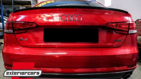 Lip bunkera S-line dizajn (piano crna) / Audi A4 B9 limuzina (2016-2024), TSAUA4B9PB