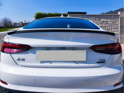 Lip bunkera S-line dizajn (piano crna) / Audi A5 F5 Sportback (2017-2024), TSAUA5F5