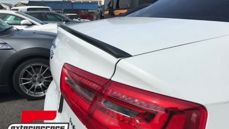 Lip bunkera S-line dizajn (piano crna) / Audi A6 C7 4G limuzina (2011-2018), TSAUA64GPB