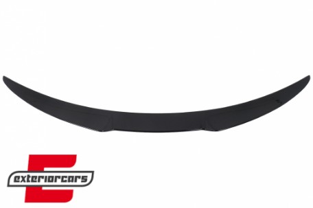 Lip bunkera V1 dizajn (piano crna) / Alfa Romeo Giulia 952 (2016-2021), TSALFG952