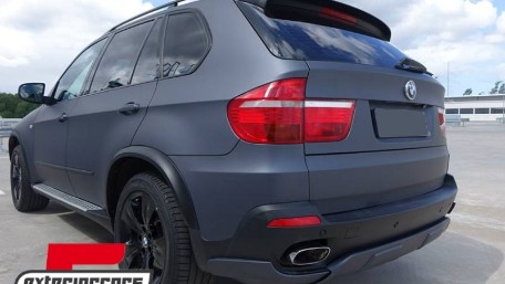 Lukovi kotača M-dizajn & 32 komada plastičnih spojnica / BMW X5 E70 (2007-2013), COWABME70CLIPS