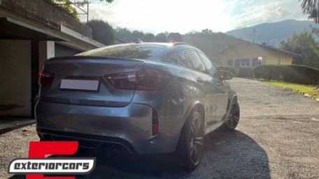 Lukovi kotača M paket dizajn (piano crna) / BMW X6 F16 (2015-2020), WABMF16MPB