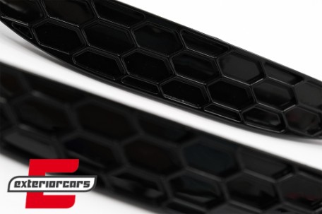 Mrežice zadnjeg branika u obliku saća (piano crna) / VW Golf 7 Hatchback 5G (2013-2017), RBRCVWG7R