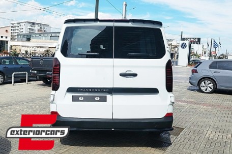Nastavak stražnjeg branika (piano crna) / Ford Transit Custom Mk3 Tourneo Mk3 (2024-) / VW T7 (bez blatobrana), RBSVWT7WM