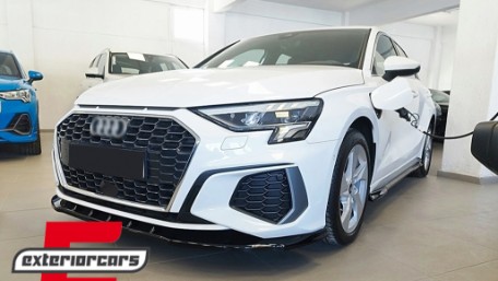 Nastavci pragova RS3 dizajn (piano crna) / Audi A3 8Y (2020-2024) Limuzina Sportback, SSAUA38Y