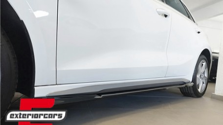 Nastavci pragova RS3 dizajn (piano crna) / Audi A3 8Y (2020-2024) Limuzina Sportback, SSAUA38Y