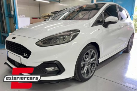 Nastavci pragova ST line dizajn (piano crna) / Ford Fiesta Mk8 ST / ST-Line (2017-2021), SSFFIMK8
