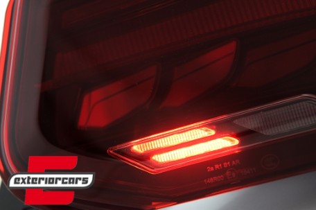 OLED Full LED stražnja svjetla SEQ žmigavci (crvena) / BMW serije 2 F22 F23 M2 F87 (2013-2021), LDBML1