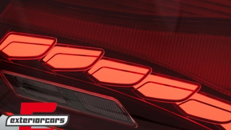 OLED Full LED stražnja svjetla SEQ žmigavci (crvena) / BMW serije 2 F22 F23 M2 F87 (2013-2021), LDBML1