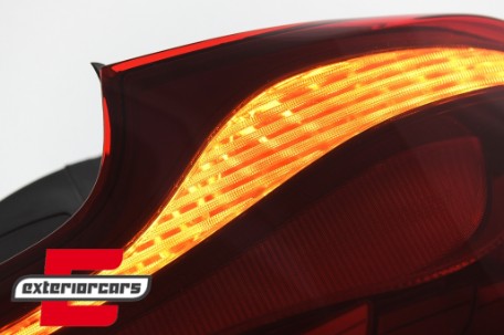 OLED Full LED stražnja svjetla SEQ žmigavci (crvena) / BMW serije 2 F22 F23 M2 F87 (2013-2021), LDBML1