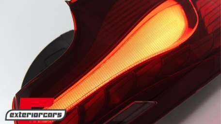 OLED Full LED stražnja svjetla SEQ žmigavci (crvena) / BMW serije 2 F22 F23 M2 F87 (2013-2021), LDBML1