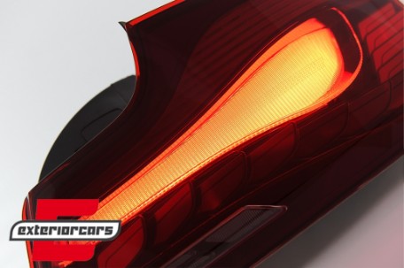OLED Full LED stražnja svjetla SEQ žmigavci (crvena) / BMW serije 2 F22 F23 M2 F87 (2013-2021), LDBML1